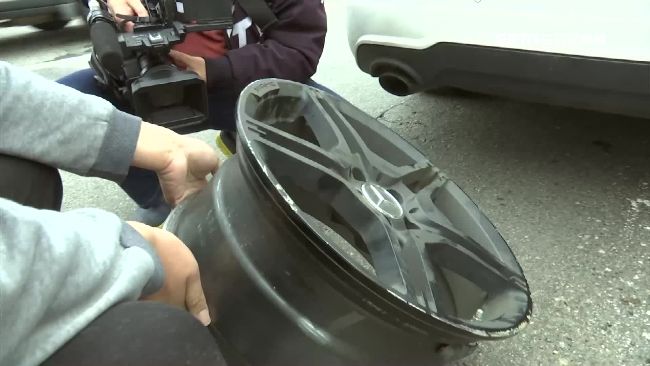 爛路洞害3車破胎　車主噴2萬2維修