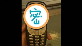 Nokia 3310（圖／翻攝自爆廢公社）