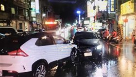 高雄,酒駕,牛排,車禍,監視器畫面（圖／翻攝畫面）