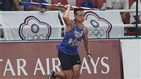 亞運男子標槍　鄭兆村名列第5（3）2018雅加達亞運27日晚間進行田徑男子標槍決賽，中華隊亞洲標槍紀錄保持人鄭兆村僅擲出79公尺81，排名第5。中央社記者張新偉雅加達攝　107年8月27日