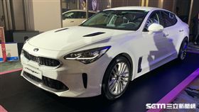▲KIA Stinger 2.0T EX。（圖／鍾釗榛攝影）
