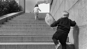 樓梯　翻攝自／ＰＩＸＡＢＹ