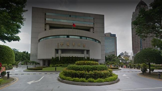 媽媽在家還性侵？前議員男助理伸狼爪