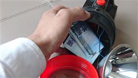 零用錢,私房錢,千元大鈔,人夫,／翻攝自爆怨公社