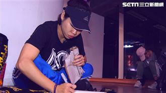 功夫裝變潮服！自製表演服盼看見台灣