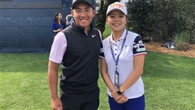 ▲台灣一姊徐薇淩（右）特地去為潘政琮加油打氣。（圖／PGA TOUR提供）