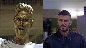 說明 雕像「長下巴大屁股」醜爆！貝克漢變臉飆髒話走人　圖／翻攝ｙｔ
