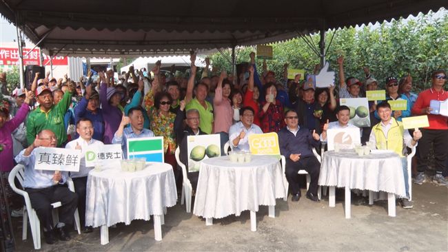 魏應充攜潘孟安　契作屏東檸檬6仟噸