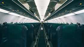 飛機(圖/unsplash)