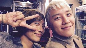 勝利,觀月亞理沙,青山光司/翻攝自IG