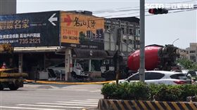 水泥預拌車,休旅車,烤鴨店.車禍,高雄