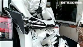 休旅車,水泥預拌車,仁武烤鴨,車禍,高雄