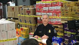 生化武器啟動了？美查獲454頓中國走私豬肉(圖/翻攝自CBP New York City推特)