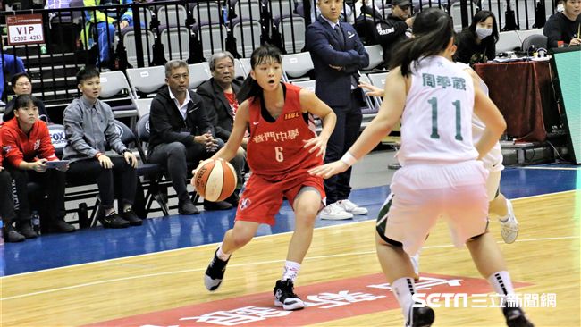 HBL／連文鈴7三分　助普門奪季軍