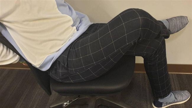 常翹腳造成男性不育！醫生曝嚴重後果