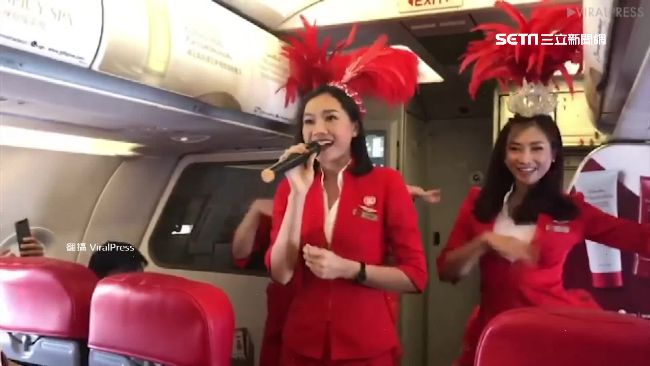 就怕你不聽！亞航空姐「唱」飛安宣導