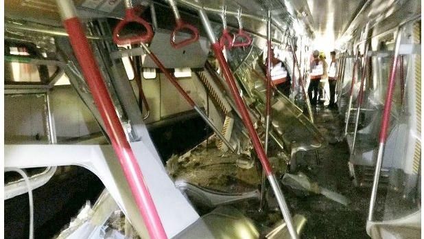 港鐵兩列車相撞　現場宛如爆炸慘況曝