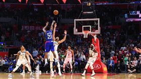 NBA／絕殺！盧長老生涯首顆致勝球
NBA,洛杉磯快艇,Lou Williams,布魯克林籃網,絕殺
翻攝自推特