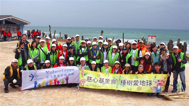 台汽電攜手慈心基金會　植樹護佑海岸
