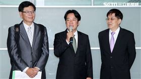 前行政院長賴清德宣布總統大選前往民進黨部登記2020總統提名。（記者邱榮吉/攝影）