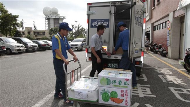 物流「假日送蔬果」血汗？試辦成效曝