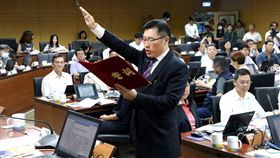 ▲程紹同今宣誓就任高雄市運動發展局局長。（圖／高市運發局提供）