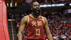 NBA／哈登腳法太美！害他原地自轉
NBA,休士頓火箭,James Harden
翻攝自推特