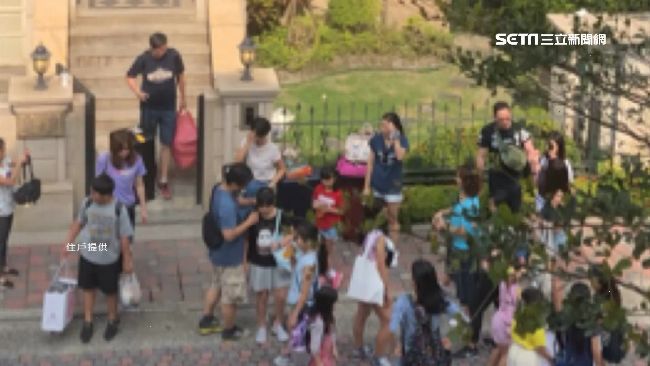 億元別墅成日租民宿　住戶控嘈雜擾民