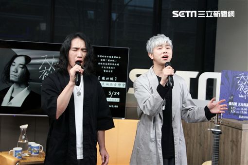 創作男生二重唱飛石號安安大明星。（記者邱榮吉/攝影）