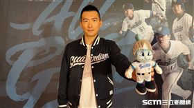 富邦悍將領隊蔡承儒。（圖／記者王怡翔攝影）