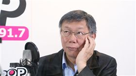 ▲黃暐瀚專訪台北市長柯文哲，（圖／《POP撞新聞》提供）
