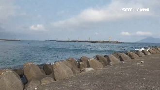 烏石港開放一字堤　釣友：飛過去嗎？