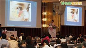 美醫會每年舉辦大型學術研討會邀請知名美容醫學專家分享經驗與舉辦課程訓練