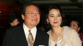 胡慧中、何志平。（圖／翻攝自微博）