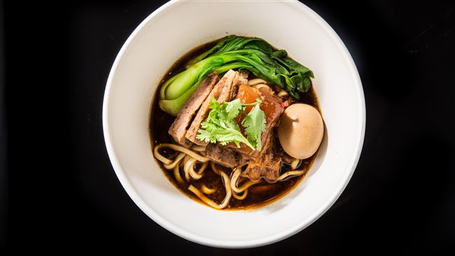 澀谷吃到台灣味！牛肉麵賣進蔦屋書店
