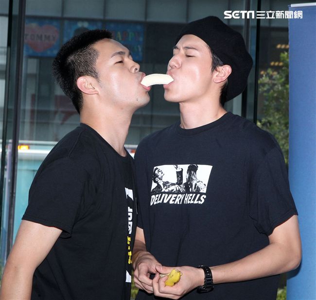 搞笑者們喜劇「老大的金蛋」演員納豆、風田、張立東、無尊、陳大天出席記者會。（記者邱榮吉/攝影）