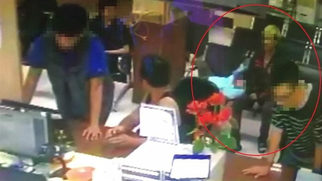 伯父監理站踹男童　管教過當獲不起訴