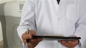 醫師，醫院，治療，（圖／翻攝自PIXABAY）