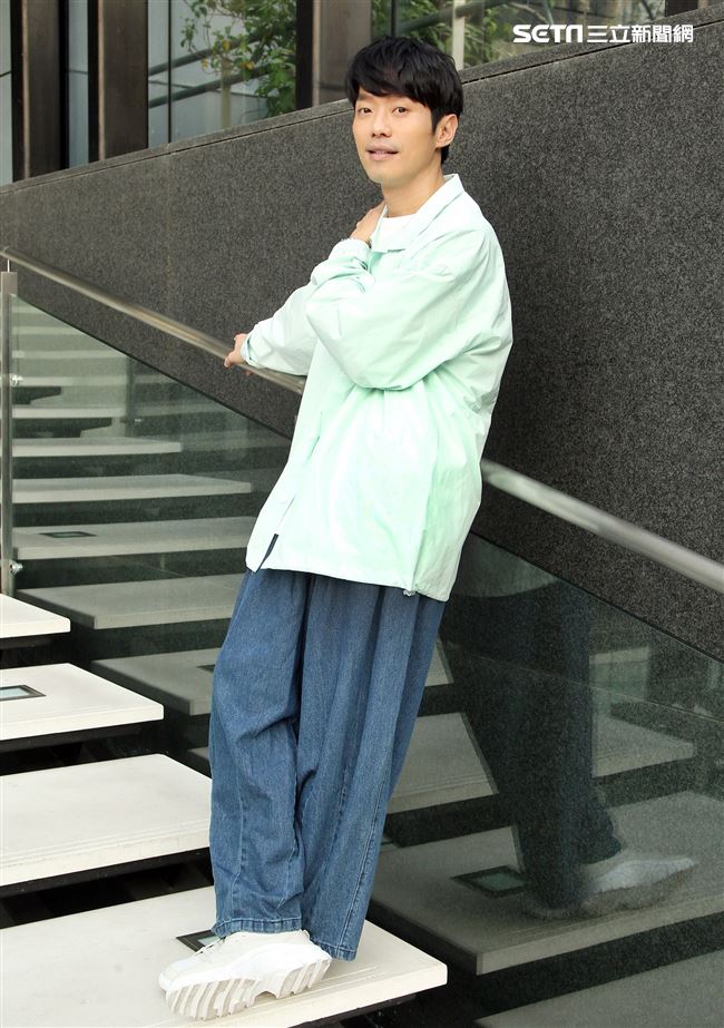 張棟樑專訪。（記者邱榮吉/攝影）