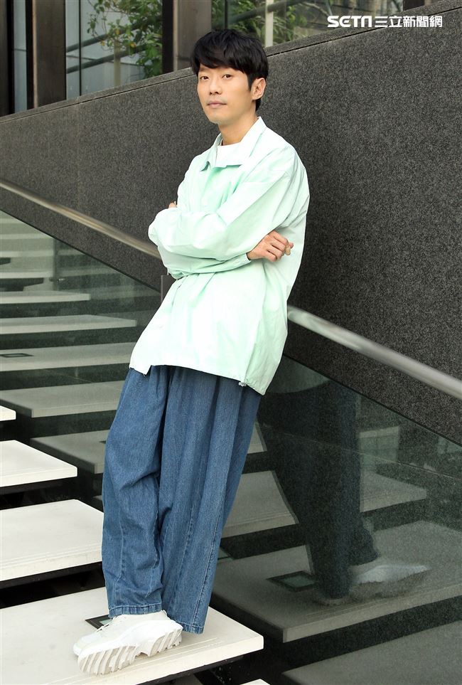 張棟樑專訪。（記者邱榮吉/攝影）