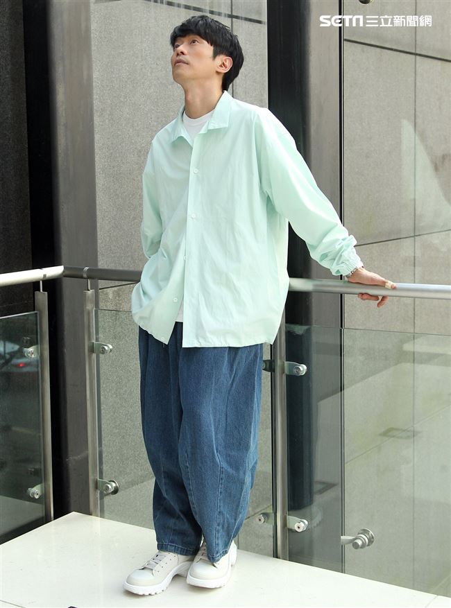 張棟樑專訪。（記者邱榮吉/攝影）