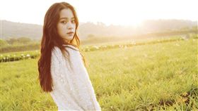  歐陽娜娜,泡麵,香腸嘴/翻攝自歐陽娜娜微博