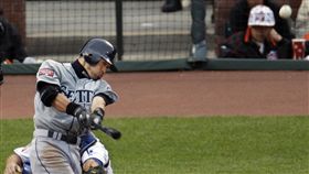 鈴木一朗敲出場內全壘打。（圖／美聯社／達志影像）