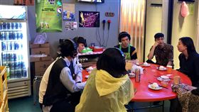 布拉格劇場設計展台灣學生館　把海產店搬到歐洲　中央社