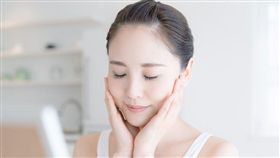 保濕精華液成分百百種　專家教你這樣挑