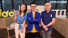 主持人雲爸與蔡允潔及開鎖達人涂志浩開箱電子鎖。
傳統機械鎖安全指數及價格一覽。
錄影現場測試電子鎖手機APP遠端開門。
國產品牌預計於下半年度推出全台首款3D人臉辨識電子門鎖。