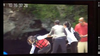 差點仆街！蔡英文為看這個竟險摔跤