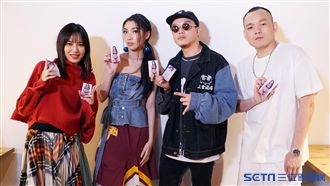 女星拜師吞檳榔　春風笑虧：老司機