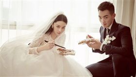 張馨予,何捷／翻攝自張馨予微博