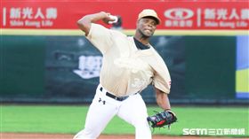 桃猿先發投手李茲。（圖／記者林士傑攝影）